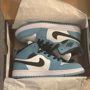 Nike Kids Sky Blue and White Sneakers